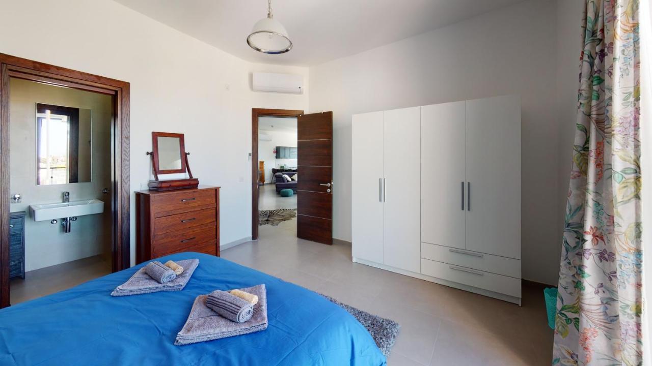 St Julians Central Luxury Apartment Saint Julian's Екстериор снимка